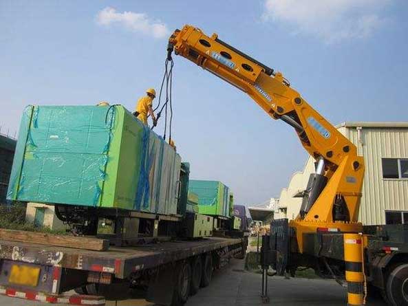  昆明重物吊裝的公司非常多，隨便百度或者58同城等平臺網(wǎng)站隨便一搜都能看到很多的相關(guān)公司企業(yè)，都在做起重吊裝的工作